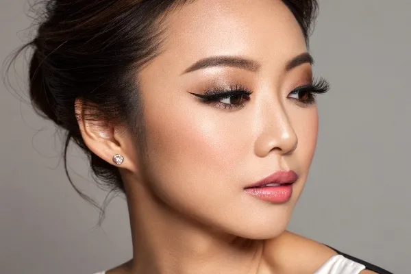 lash extensions for monolid eyes