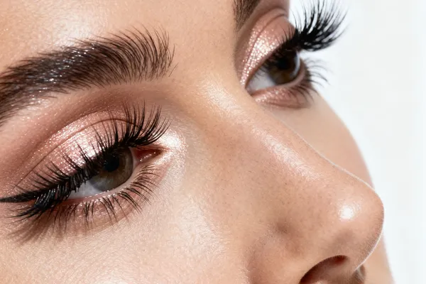 Key Benefits of Committing to Lash Extensions