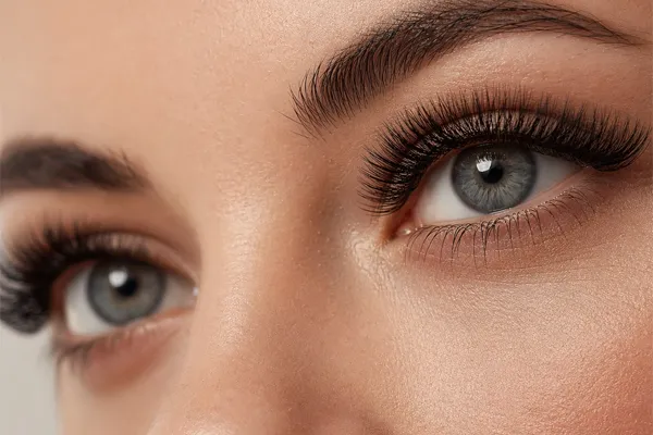 How to Choose Fake Eyelashes